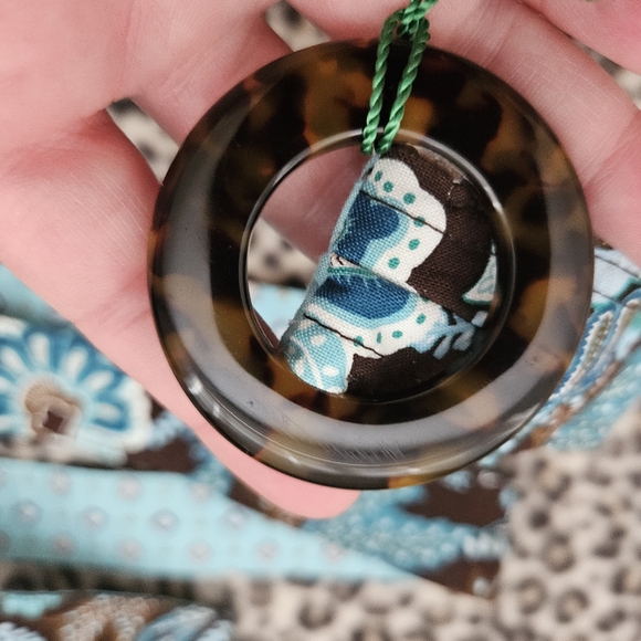 Vera Bradley Adjustable Cloth Belt in "Java Blue" Print, NWT, (1.5" W, ~44" L) - Picture 3 of 5